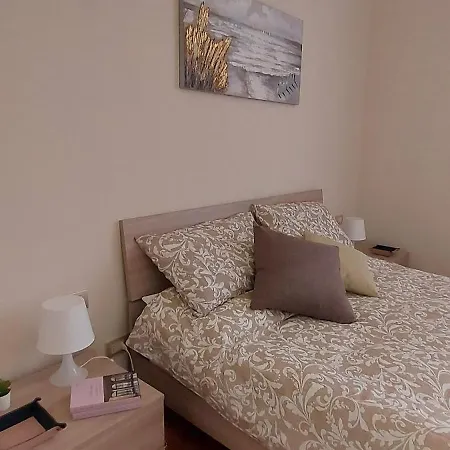 Tacito Apartment *